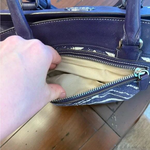 Coach rare Y2K tote Used - Picture 6 of 11